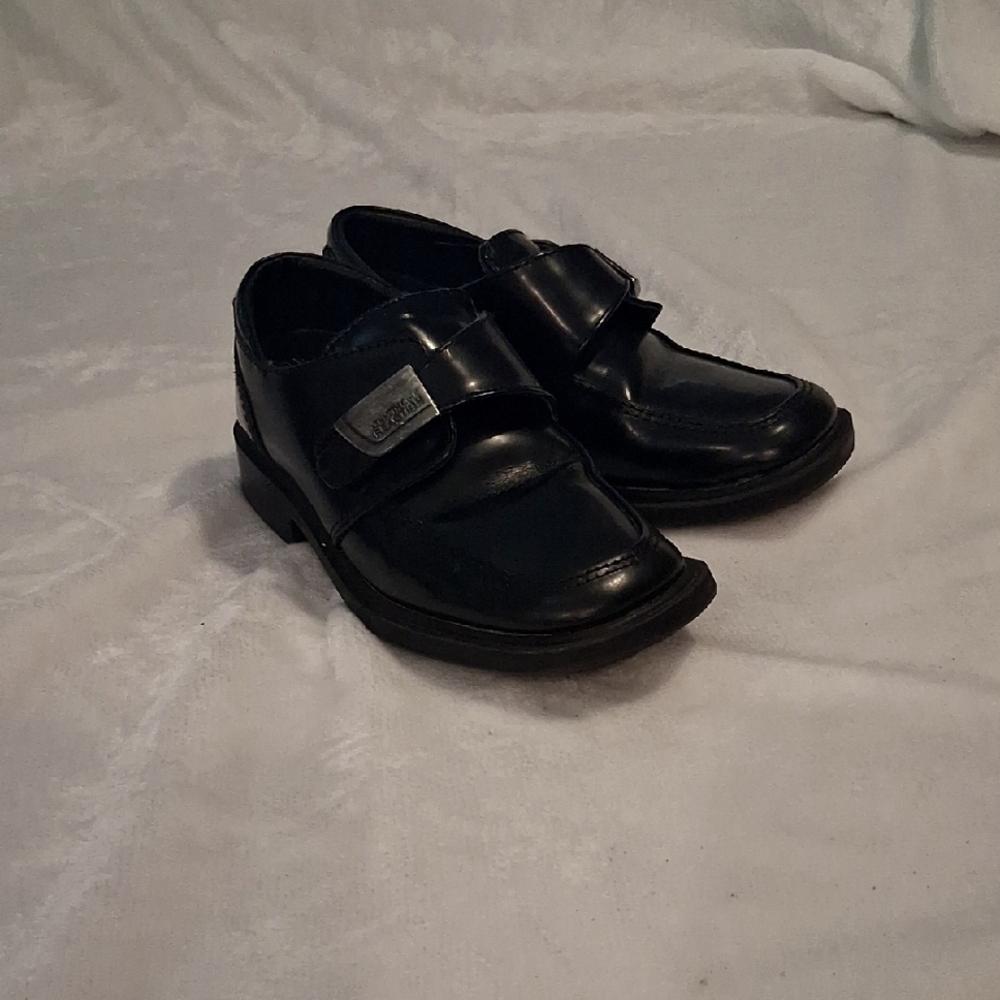 Kenneth Cole Reaction Black Loafers